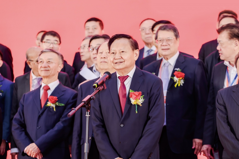 中國輕工業(yè)聯(lián)合會黨委書記、會長張崇和部長宣布2024中國國際塑料展開幕-拷貝
